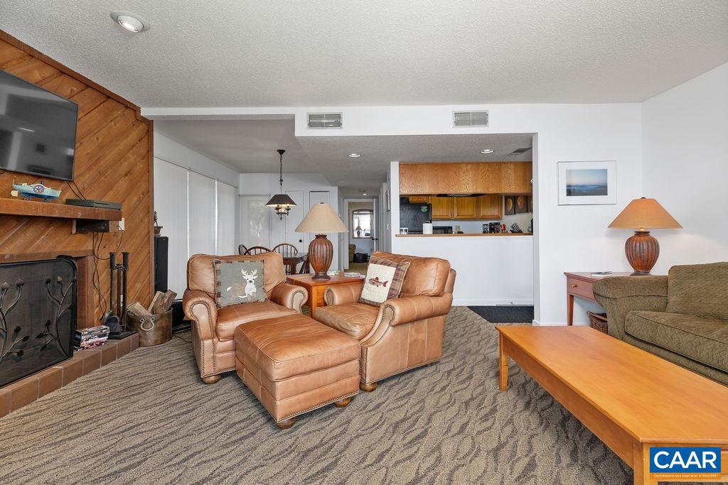 1420 HIGHLANDS CONDOS, WINTERGREEN RESORT, Virginia 22967, 1 Bedroom Bedrooms, ,1 BathroomBathrooms,Residential,For sale,1420 HIGHLANDS CONDOS,666371 MLS # 666371