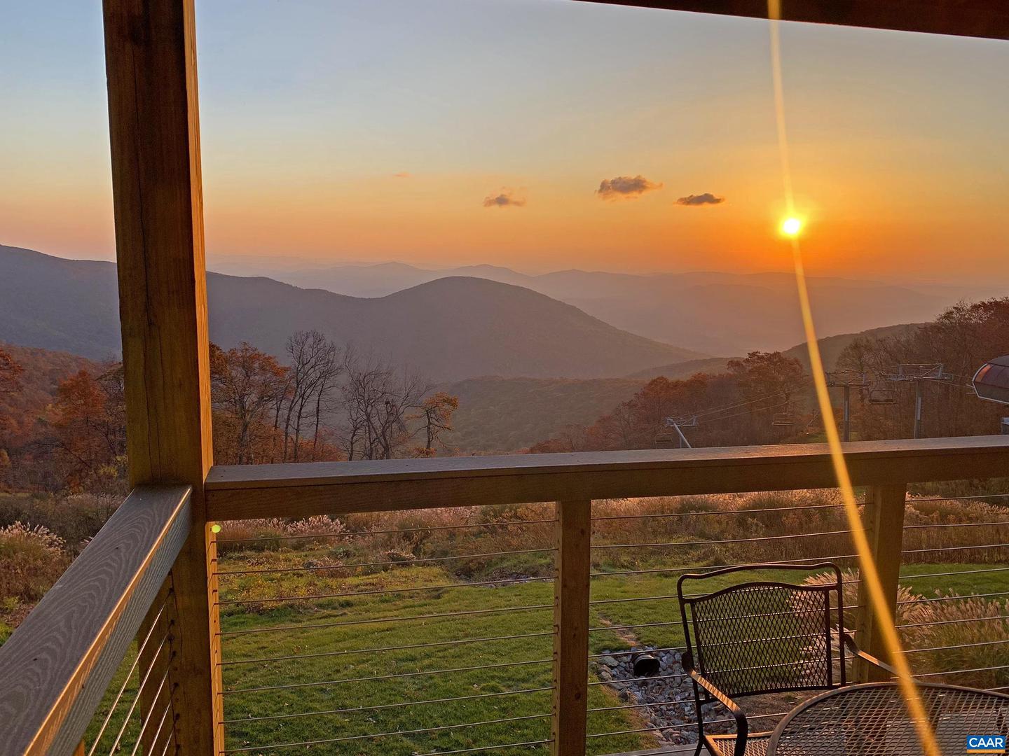 1420 HIGHLANDS CONDOS, WINTERGREEN RESORT, Virginia 22967, 1 Bedroom Bedrooms, ,1 BathroomBathrooms,Residential,For sale,1420 HIGHLANDS CONDOS,666371 MLS # 666371