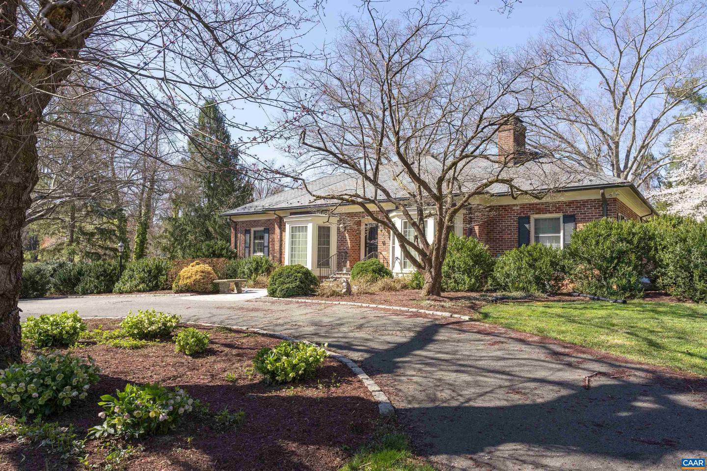 42 OLD FARM RD, CHARLOTTESVILLE, Virginia 22903, 4 Bedrooms Bedrooms, ,3 BathroomsBathrooms,Residential,For sale,42 OLD FARM RD,666372 MLS # 666372