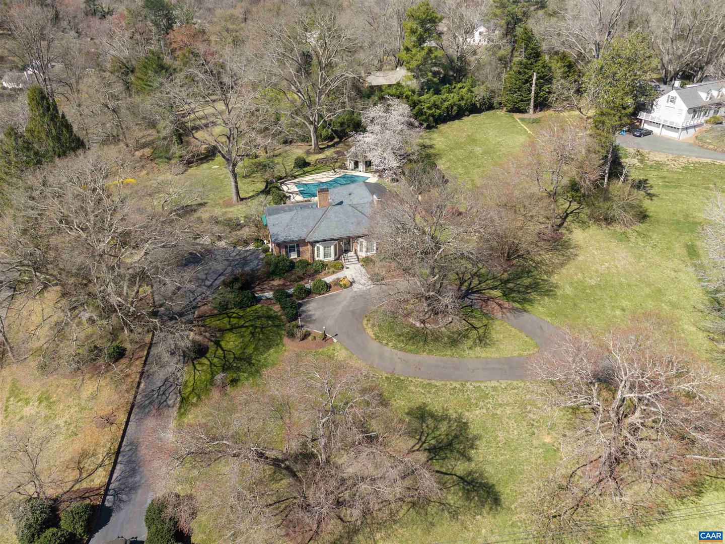 42 OLD FARM RD, CHARLOTTESVILLE, Virginia 22903, 4 Bedrooms Bedrooms, ,3 BathroomsBathrooms,Residential,For sale,42 OLD FARM RD,666372 MLS # 666372