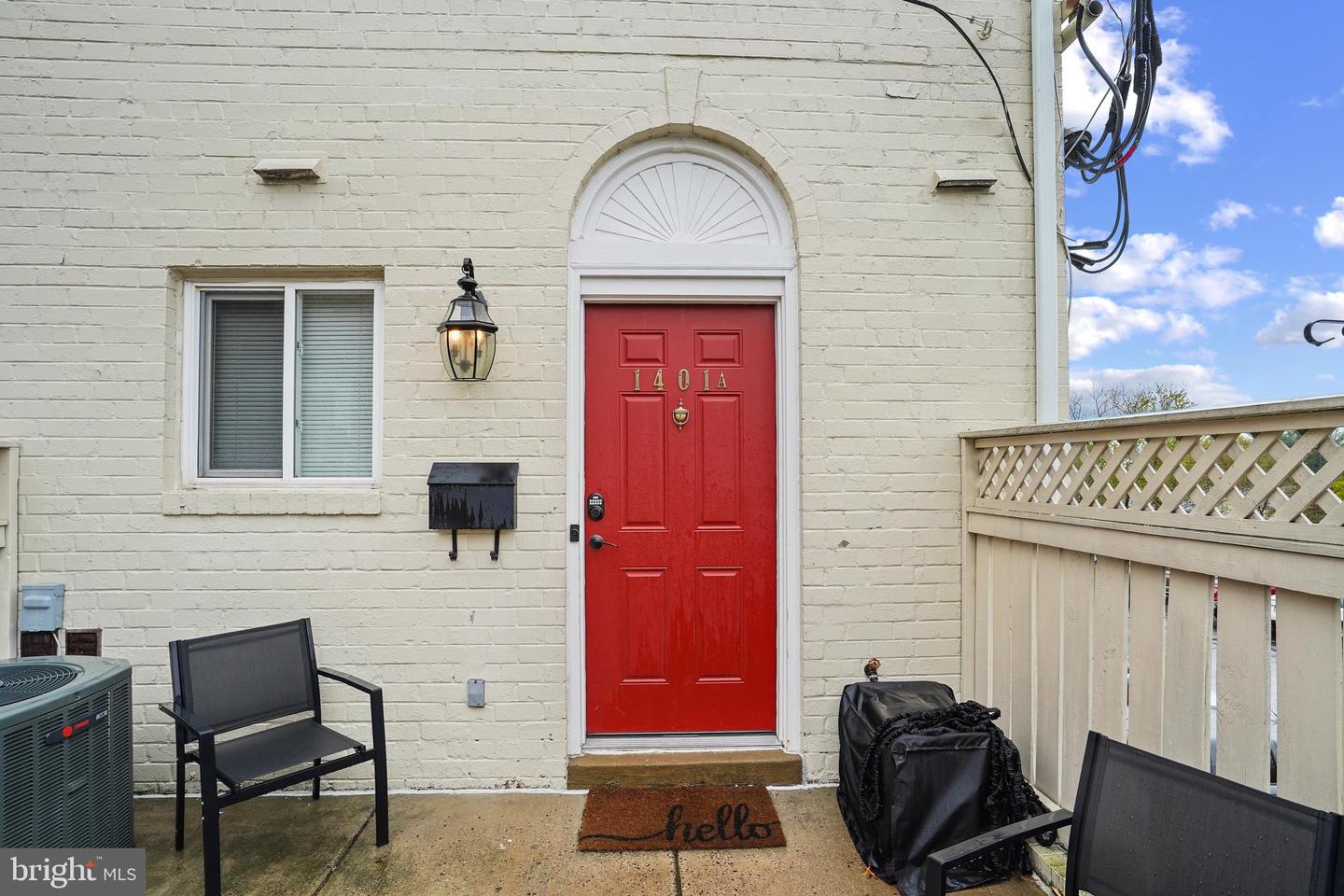 1401 N VAN DORN ST #A, ALEXANDRIA, Virginia 22304, 2 Bedrooms Bedrooms, ,1 BathroomBathrooms,Residential,For sale,1401 N VAN DORN ST #A,VAAX2047190 MLS # VAAX2047190
