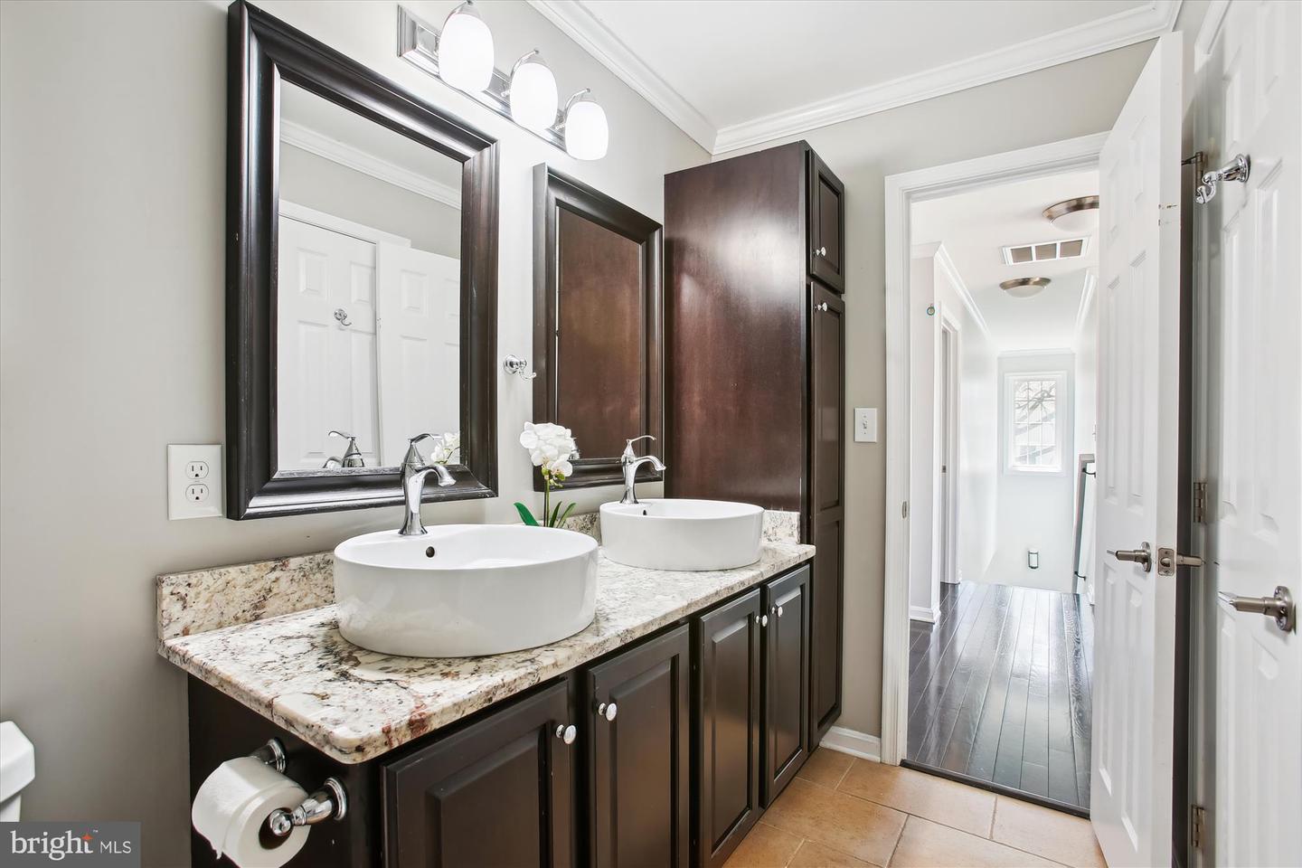 8445 RADFORD AVE, ALEXANDRIA, Virginia 22309, 5 Bedrooms Bedrooms, ,3 BathroomsBathrooms,Residential,For sale,8445 RADFORD AVE,VAFX2253330 MLS # VAFX2253330