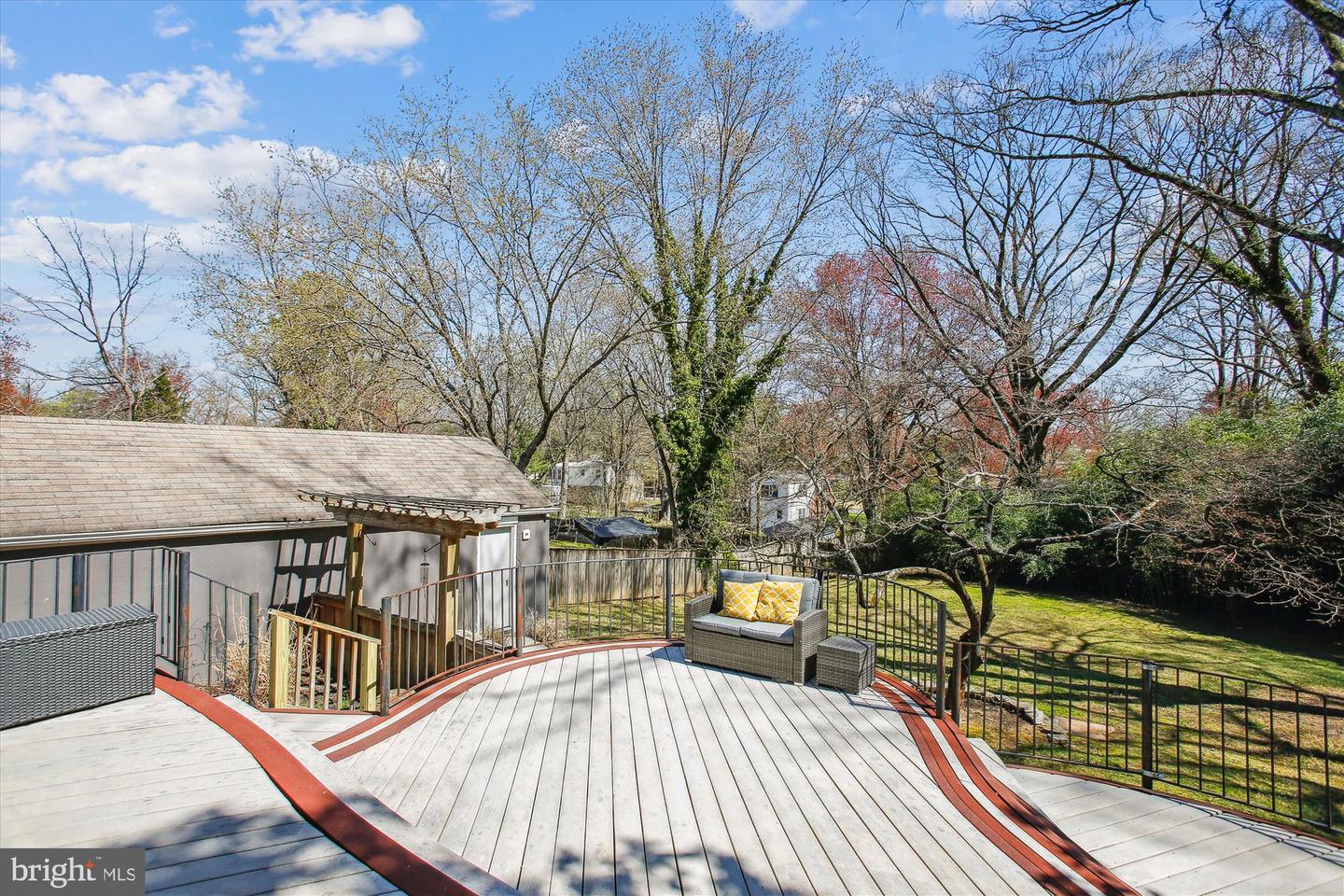 8445 RADFORD AVE, ALEXANDRIA, Virginia 22309, 5 Bedrooms Bedrooms, ,3 BathroomsBathrooms,Residential,For sale,8445 RADFORD AVE,VAFX2253330 MLS # VAFX2253330