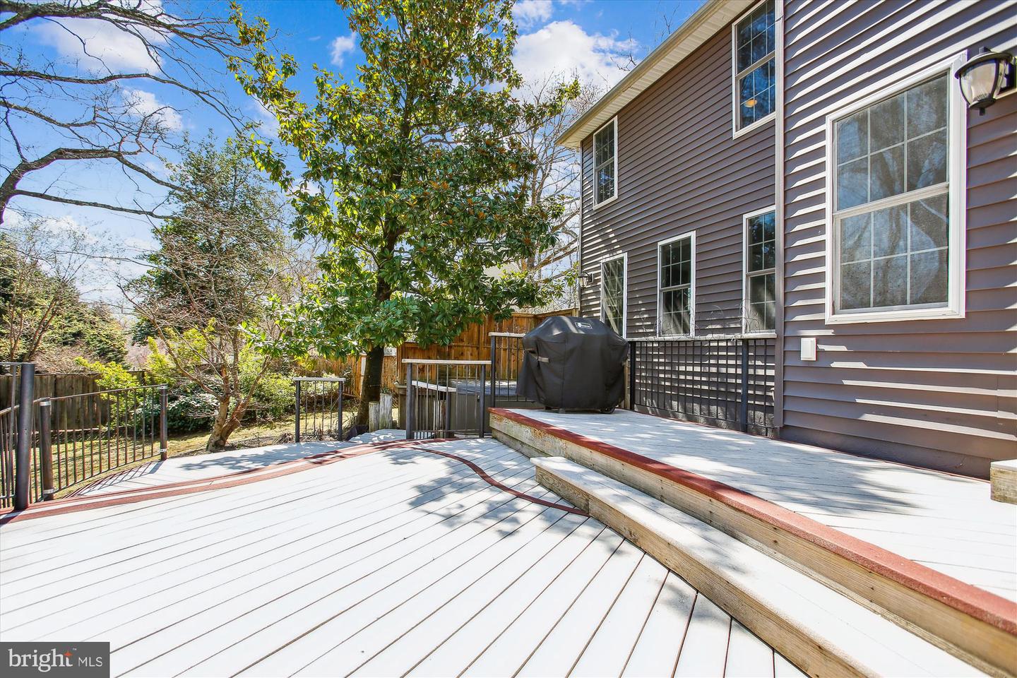 8445 RADFORD AVE, ALEXANDRIA, Virginia 22309, 5 Bedrooms Bedrooms, ,3 BathroomsBathrooms,Residential,For sale,8445 RADFORD AVE,VAFX2253330 MLS # VAFX2253330