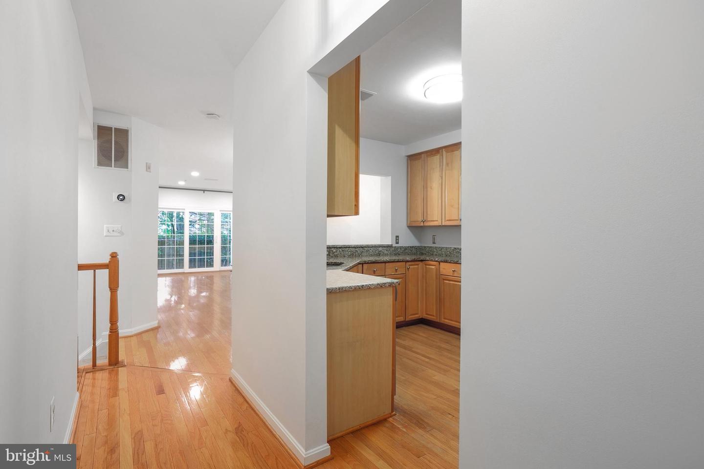 1510 NORTHERN NECK DR #102, VIENNA, Virginia 22182, 2 Bedrooms Bedrooms, ,2 BathroomsBathrooms,Residential,For sale,1510 NORTHERN NECK DR #102,VAFX2253348 MLS # VAFX2253348