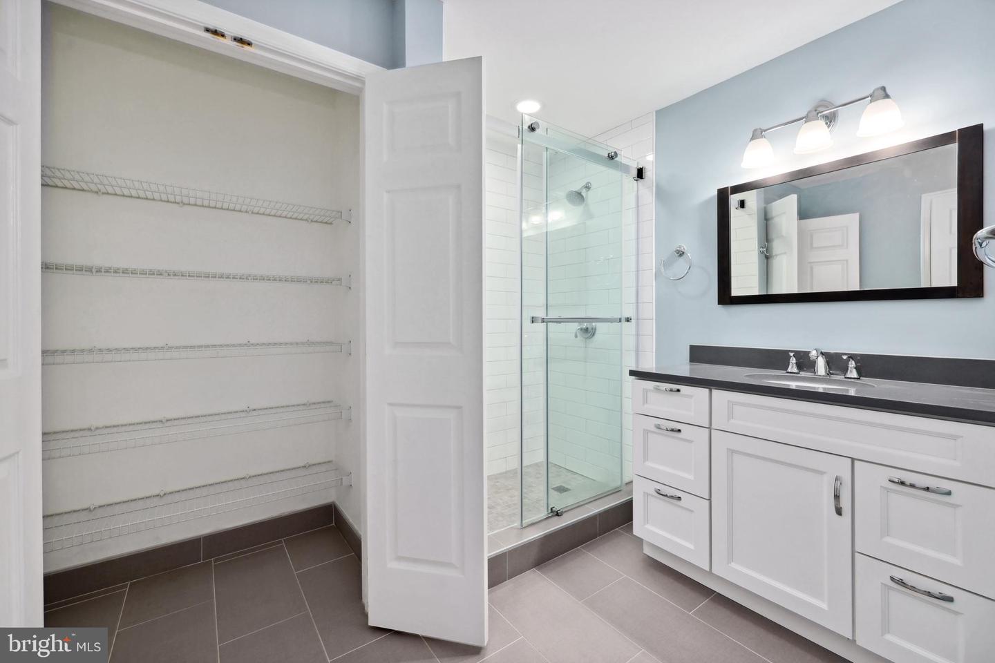 1510 NORTHERN NECK DR #102, VIENNA, Virginia 22182, 2 Bedrooms Bedrooms, ,2 BathroomsBathrooms,Residential,For sale,1510 NORTHERN NECK DR #102,VAFX2253348 MLS # VAFX2253348