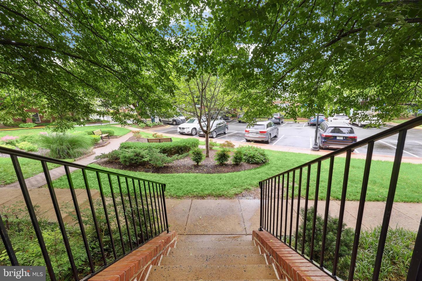 1510 NORTHERN NECK DR #102, VIENNA, Virginia 22182, 2 Bedrooms Bedrooms, ,2 BathroomsBathrooms,Residential,For sale,1510 NORTHERN NECK DR #102,VAFX2253348 MLS # VAFX2253348