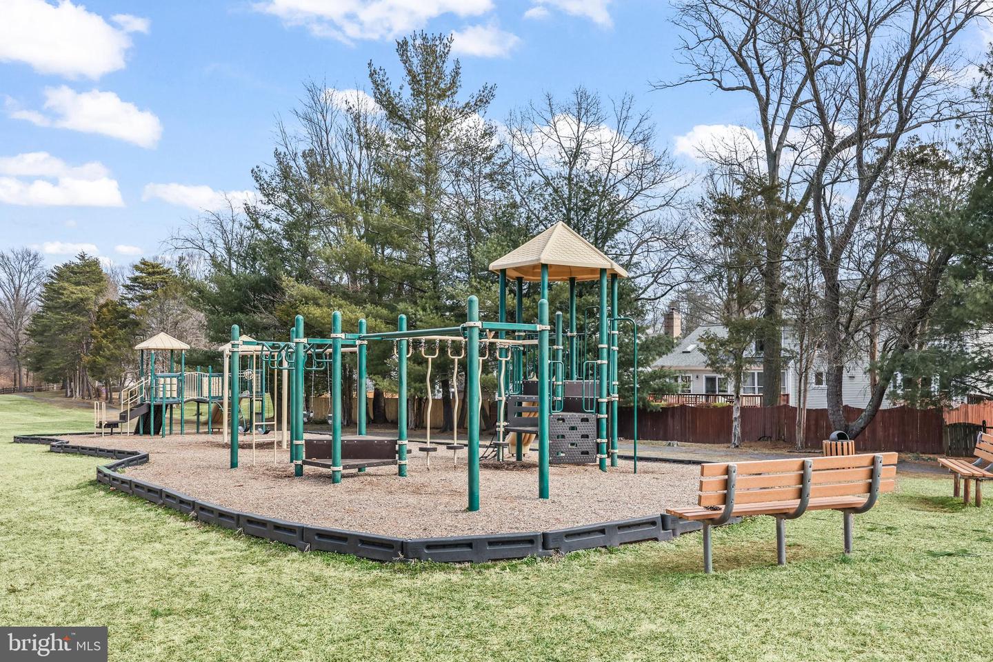 1510 NORTHERN NECK DR #102, VIENNA, Virginia 22182, 2 Bedrooms Bedrooms, ,2 BathroomsBathrooms,Residential,For sale,1510 NORTHERN NECK DR #102,VAFX2253348 MLS # VAFX2253348