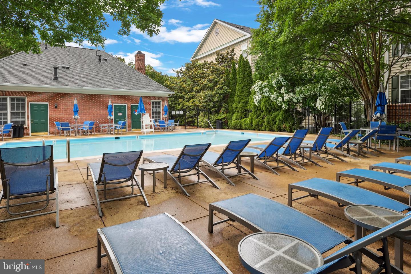 1510 NORTHERN NECK DR #102, VIENNA, Virginia 22182, 2 Bedrooms Bedrooms, ,2 BathroomsBathrooms,Residential,For sale,1510 NORTHERN NECK DR #102,VAFX2253348 MLS # VAFX2253348