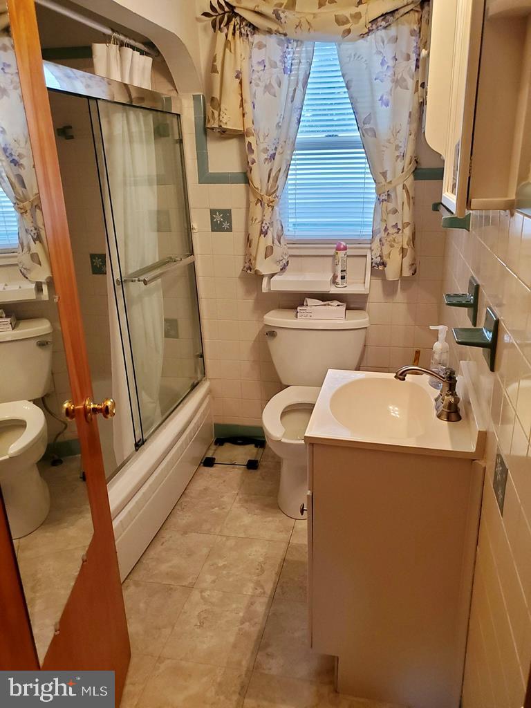 7158 BUNTING RD, CHINCOTEAGUE ISLAND, Virginia 23336, 2 Bedrooms Bedrooms, ,1 BathroomBathrooms,Residential,For sale,7158 BUNTING RD,VAAC2002006 MLS # VAAC2002006