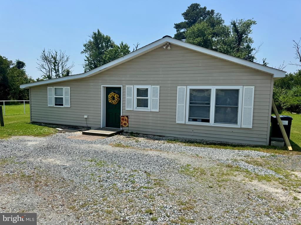 7158 BUNTING RD, CHINCOTEAGUE ISLAND, Virginia 23336, 2 Bedrooms Bedrooms, ,1 BathroomBathrooms,Residential,For sale,7158 BUNTING RD,VAAC2002006 MLS # VAAC2002006