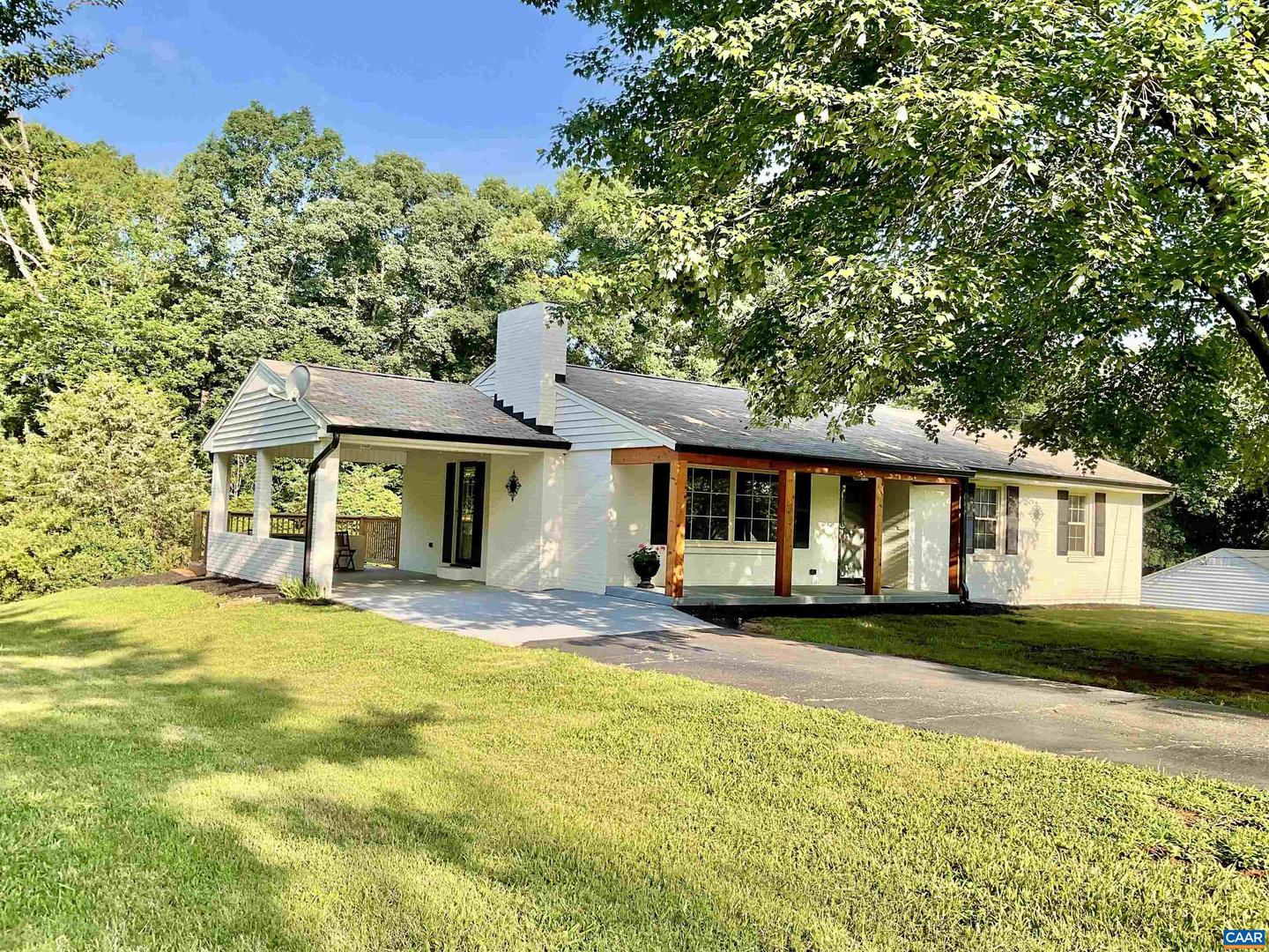 143 LAKE DR, AMHERST, Virginia 24521, 3 Bedrooms Bedrooms, ,2 BathroomsBathrooms,Residential,For sale,143 LAKE DR,666381 MLS # 666381