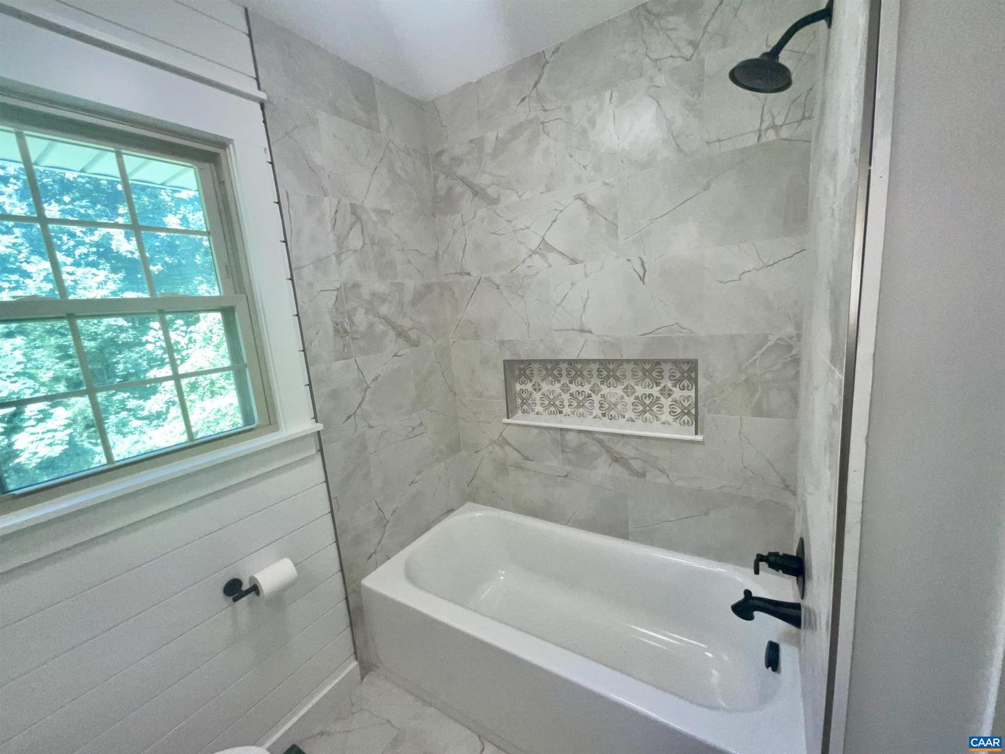 143 LAKE DR, AMHERST, Virginia 24521, 3 Bedrooms Bedrooms, ,2 BathroomsBathrooms,Residential,For sale,143 LAKE DR,666381 MLS # 666381