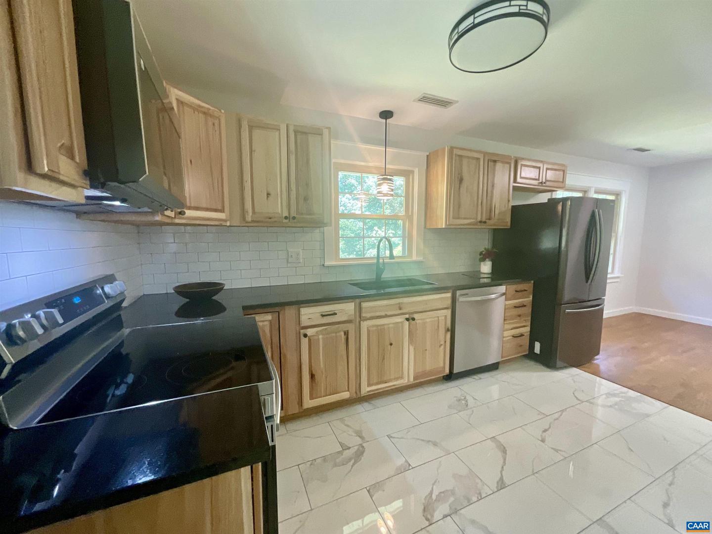 143 LAKE DR, AMHERST, Virginia 24521, 3 Bedrooms Bedrooms, ,2 BathroomsBathrooms,Residential,For sale,143 LAKE DR,666381 MLS # 666381