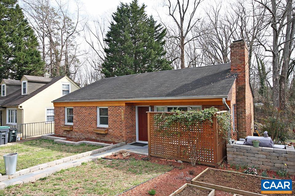 112 RAYMOND AVE, CHARLOTTESVILLE, Virginia 22903, ,Residential,112 RAYMOND AVE,666403 MLS # 666403