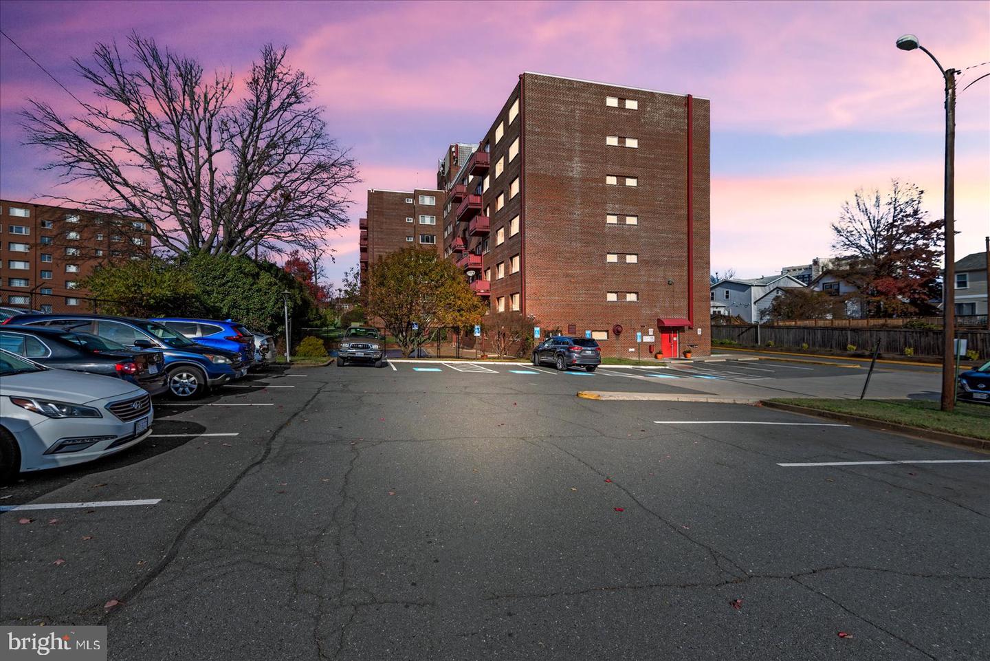 1830 COLUMBIA PIKE #115, ARLINGTON, Virginia 22204, 1 Bedroom Bedrooms, ,1 BathroomBathrooms,Residential,For sale,1830 COLUMBIA PIKE #115,VAAR2051138 MLS # VAAR2051138