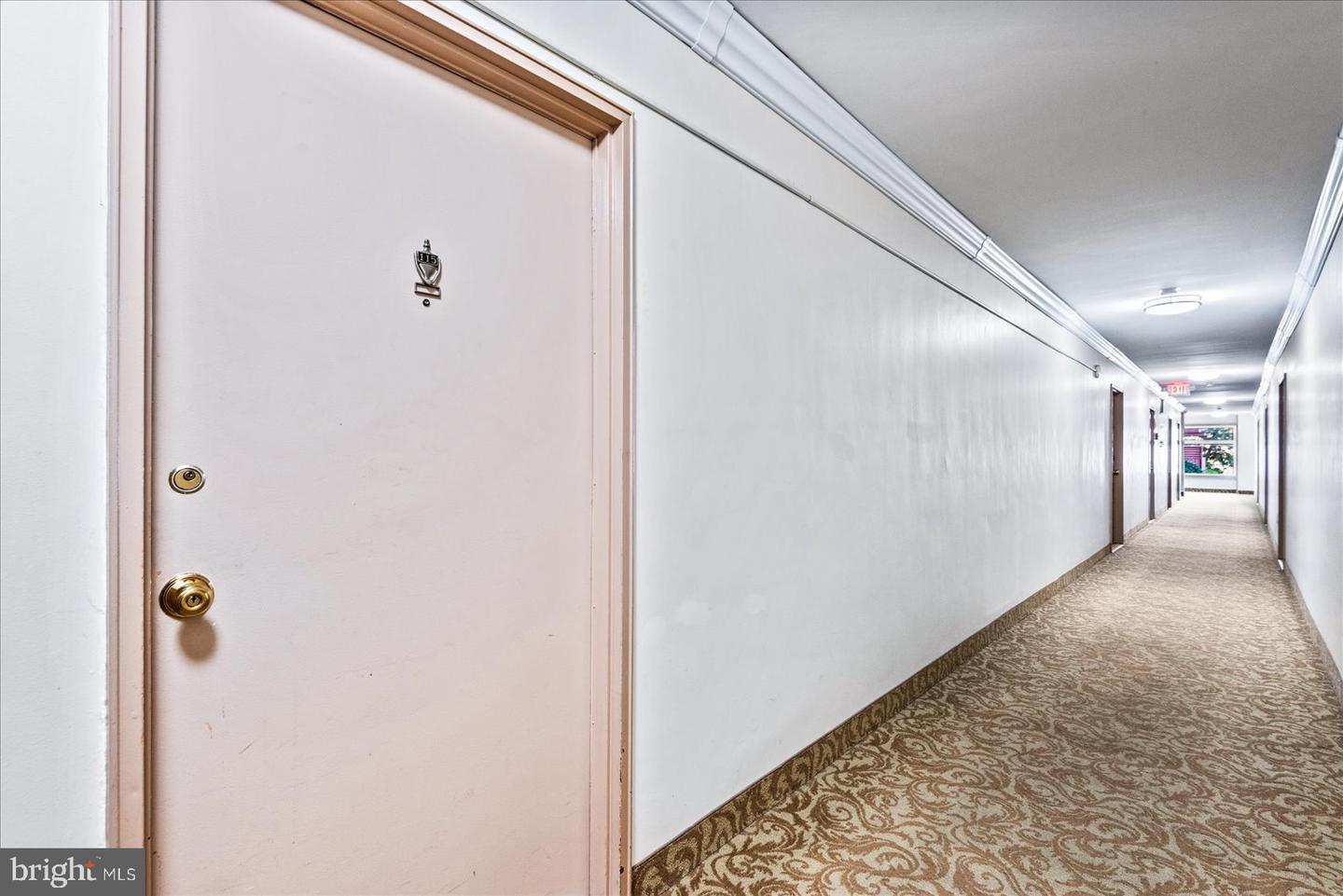 1830 COLUMBIA PIKE #115, ARLINGTON, Virginia 22204, 1 Bedroom Bedrooms, ,1 BathroomBathrooms,Residential,For sale,1830 COLUMBIA PIKE #115,VAAR2051138 MLS # VAAR2051138