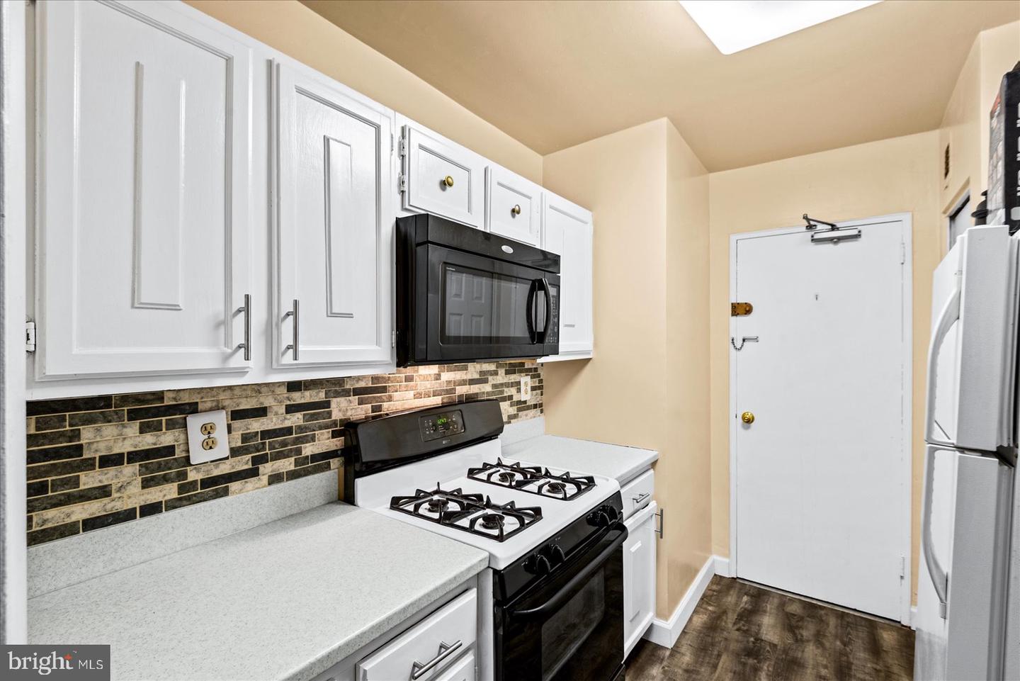 1830 COLUMBIA PIKE #115, ARLINGTON, Virginia 22204, 1 Bedroom Bedrooms, ,1 BathroomBathrooms,Residential,For sale,1830 COLUMBIA PIKE #115,VAAR2051138 MLS # VAAR2051138