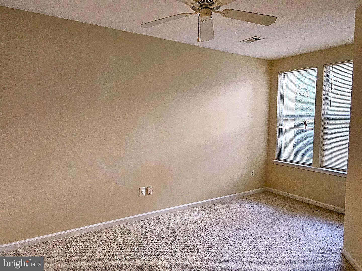 12000 MARKET ST #283, RESTON, Virginia 20190, 2 Bedrooms Bedrooms, ,2 BathroomsBathrooms,Residential,For sale,12000 MARKET ST #283,VAFX2230910 MLS # VAFX2230910