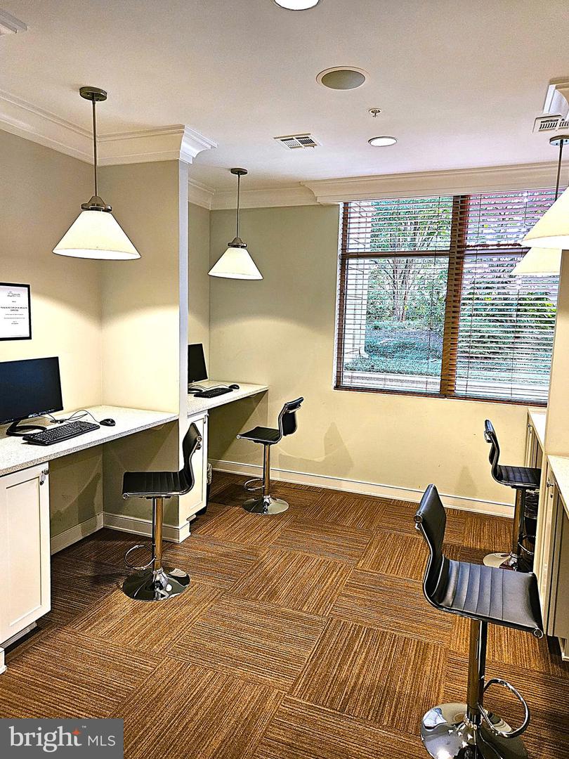 12000 MARKET ST #283, RESTON, Virginia 20190, 2 Bedrooms Bedrooms, ,2 BathroomsBathrooms,Residential,For sale,12000 MARKET ST #283,VAFX2230910 MLS # VAFX2230910