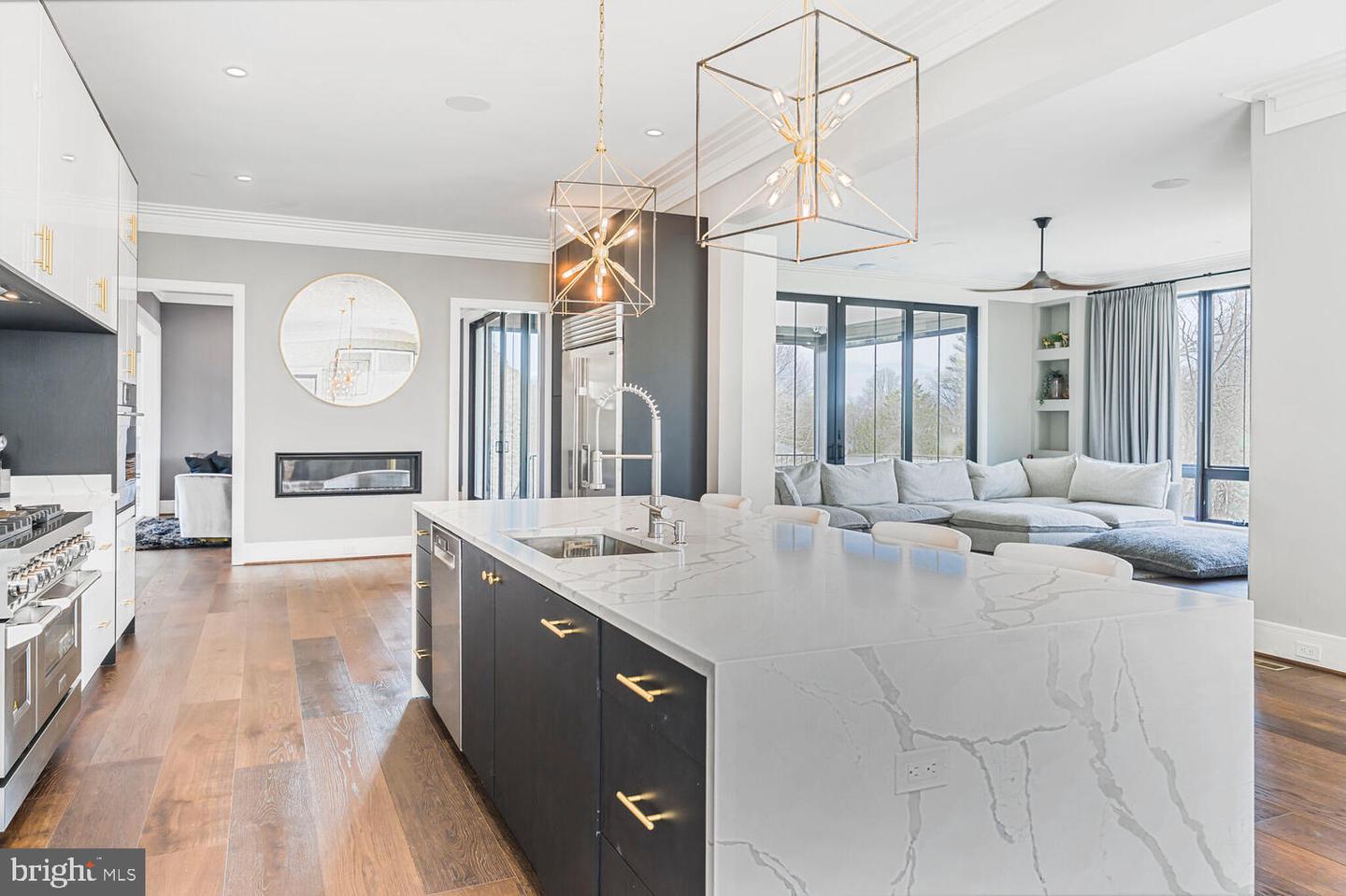 1109 TOWLSTON RD, MCLEAN, Virginia 22102, 6 Bedrooms Bedrooms, ,6 BathroomsBathrooms,Residential,For sale,1109 TOWLSTON RD,VAFX2229672 MLS # VAFX2229672