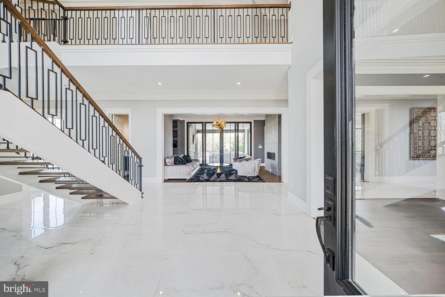 1109 TOWLSTON RD, MCLEAN, Virginia 22102, 6 Bedrooms Bedrooms, ,6 BathroomsBathrooms,Residential,For sale,1109 TOWLSTON RD,VAFX2229672 MLS # VAFX2229672