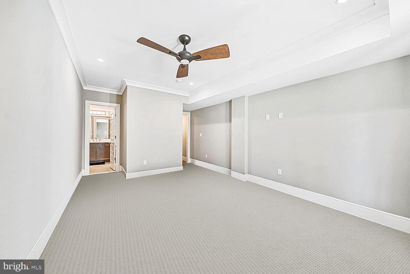 1109 TOWLSTON RD, MCLEAN, Virginia 22102, 6 Bedrooms Bedrooms, ,6 BathroomsBathrooms,Residential,For sale,1109 TOWLSTON RD,VAFX2229672 MLS # VAFX2229672