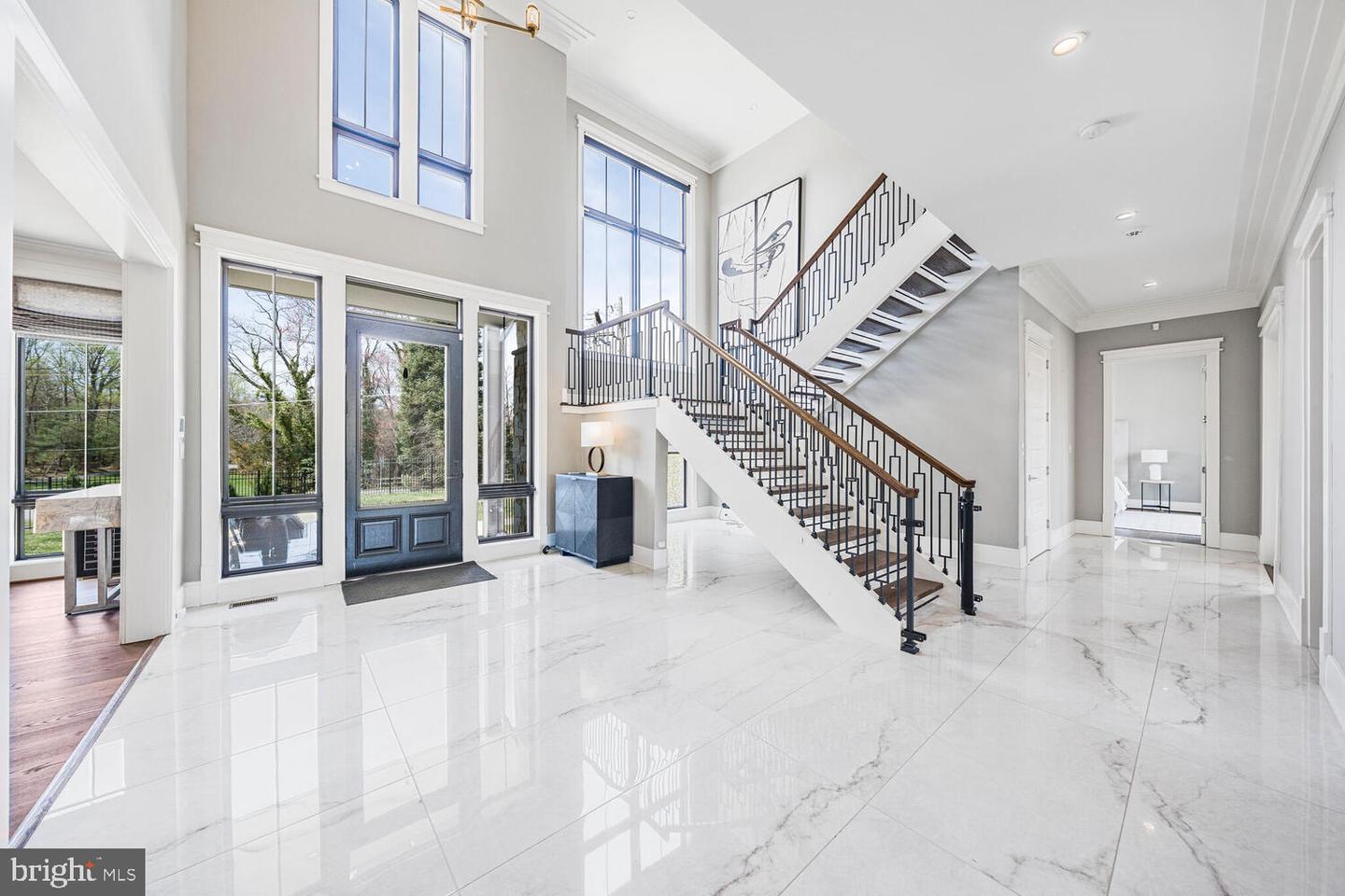 1109 TOWLSTON RD, MCLEAN, Virginia 22102, 6 Bedrooms Bedrooms, ,6 BathroomsBathrooms,Residential,For sale,1109 TOWLSTON RD,VAFX2229672 MLS # VAFX2229672