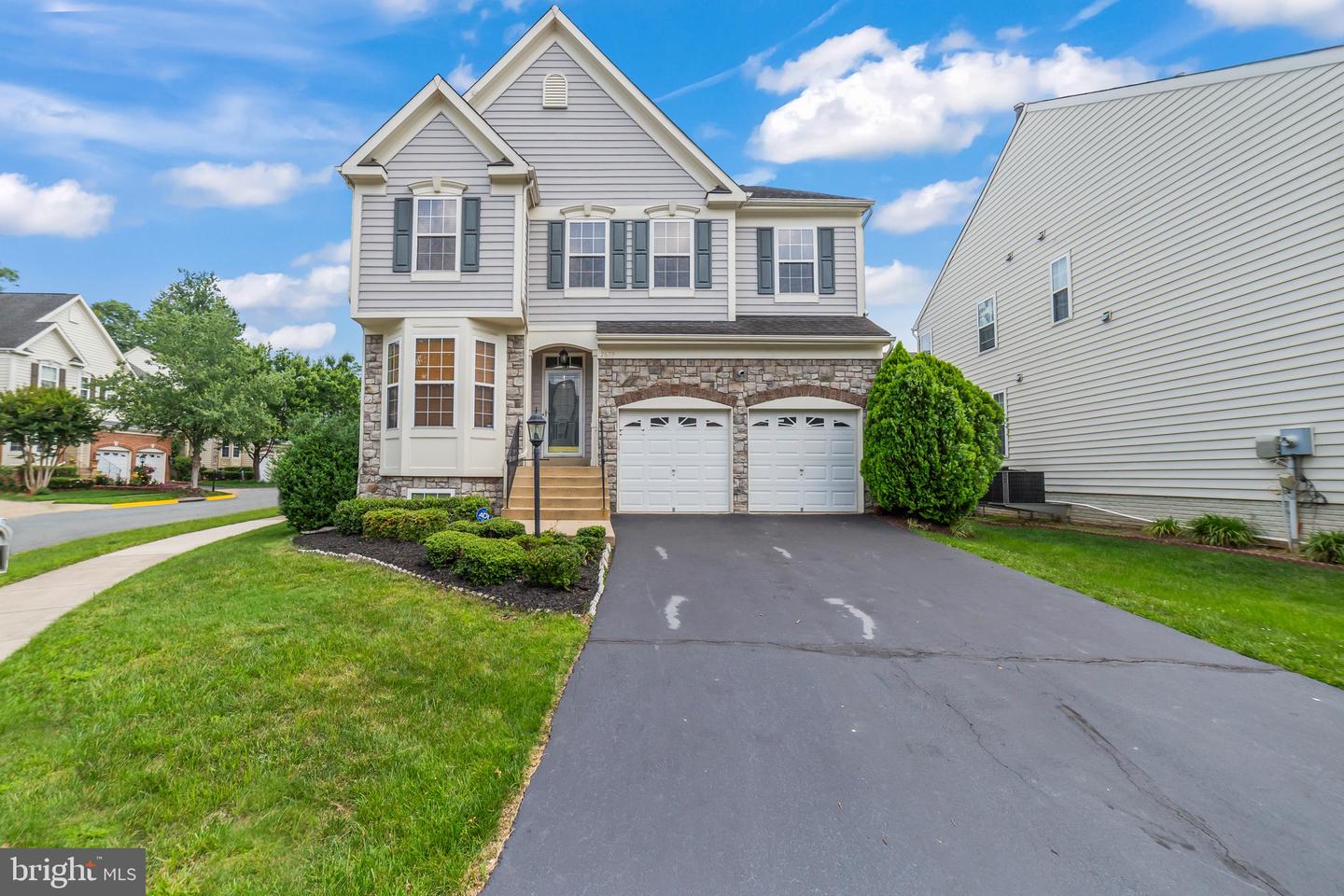 2679 CAST OFF LOOP, WOODBRIDGE, Virginia 22191, 5 Bedrooms Bedrooms, ,4 BathroomsBathrooms,Residential,For sale,2679 CAST OFF LOOP,VAPW2091480 MLS # VAPW2091480