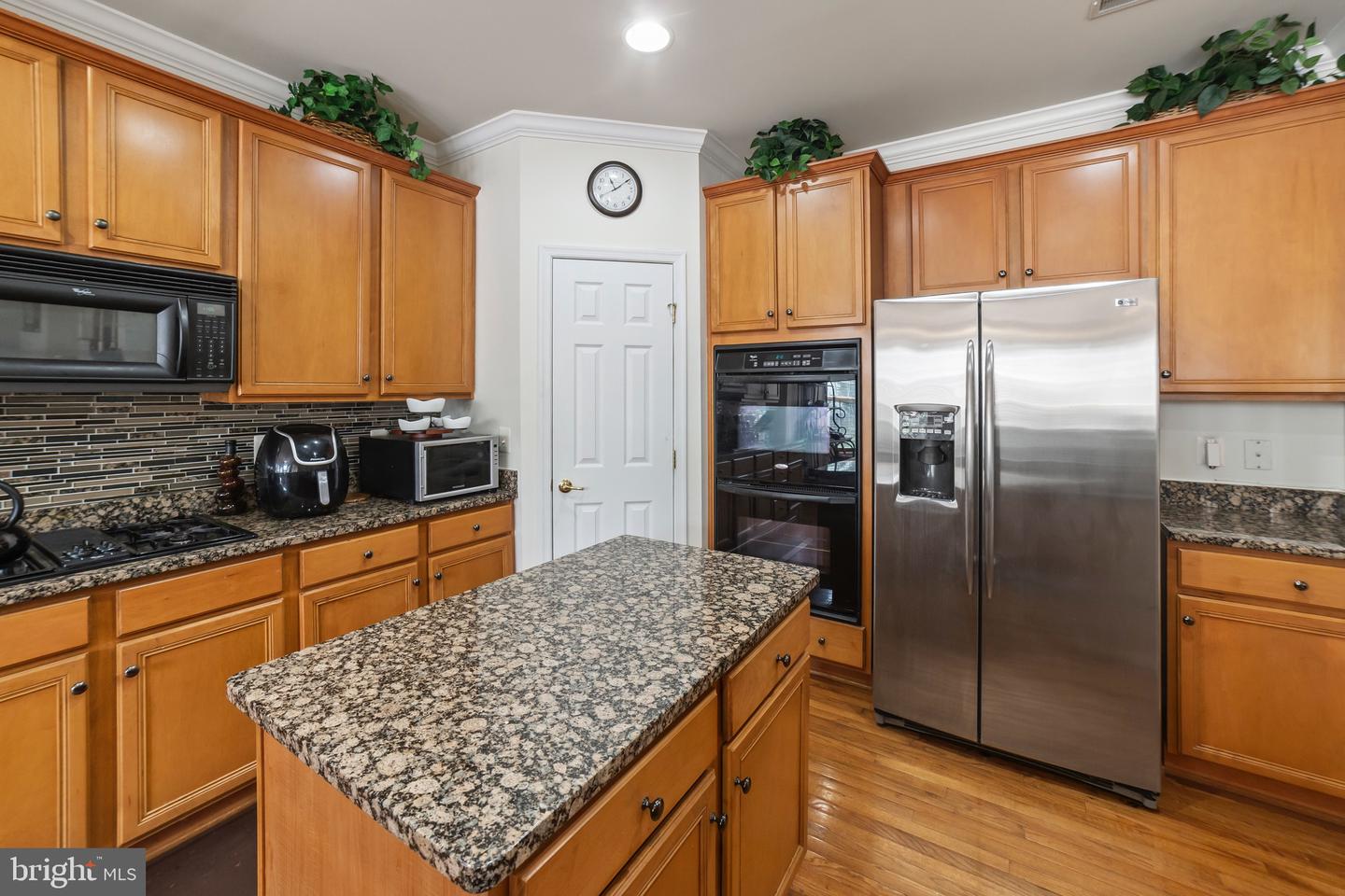 2679 CAST OFF LOOP, WOODBRIDGE, Virginia 22191, 5 Bedrooms Bedrooms, ,4 BathroomsBathrooms,Residential,For sale,2679 CAST OFF LOOP,VAPW2091480 MLS # VAPW2091480