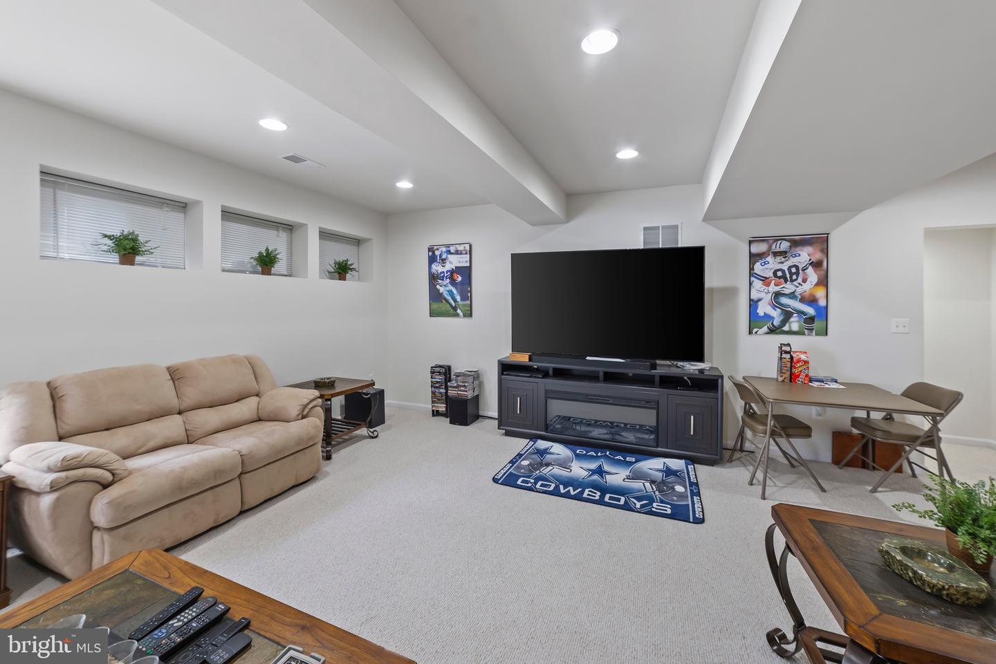 2679 CAST OFF LOOP, WOODBRIDGE, Virginia 22191, 5 Bedrooms Bedrooms, ,4 BathroomsBathrooms,Residential,For sale,2679 CAST OFF LOOP,VAPW2091480 MLS # VAPW2091480