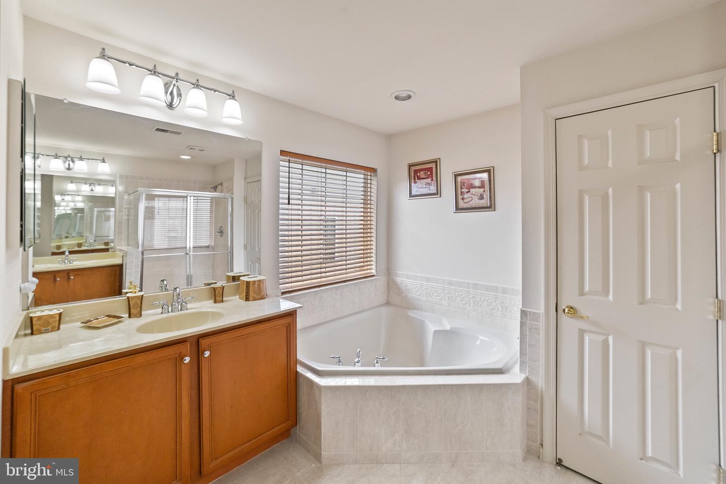 2679 CAST OFF LOOP, WOODBRIDGE, Virginia 22191, 5 Bedrooms Bedrooms, ,4 BathroomsBathrooms,Residential,For sale,2679 CAST OFF LOOP,VAPW2091480 MLS # VAPW2091480