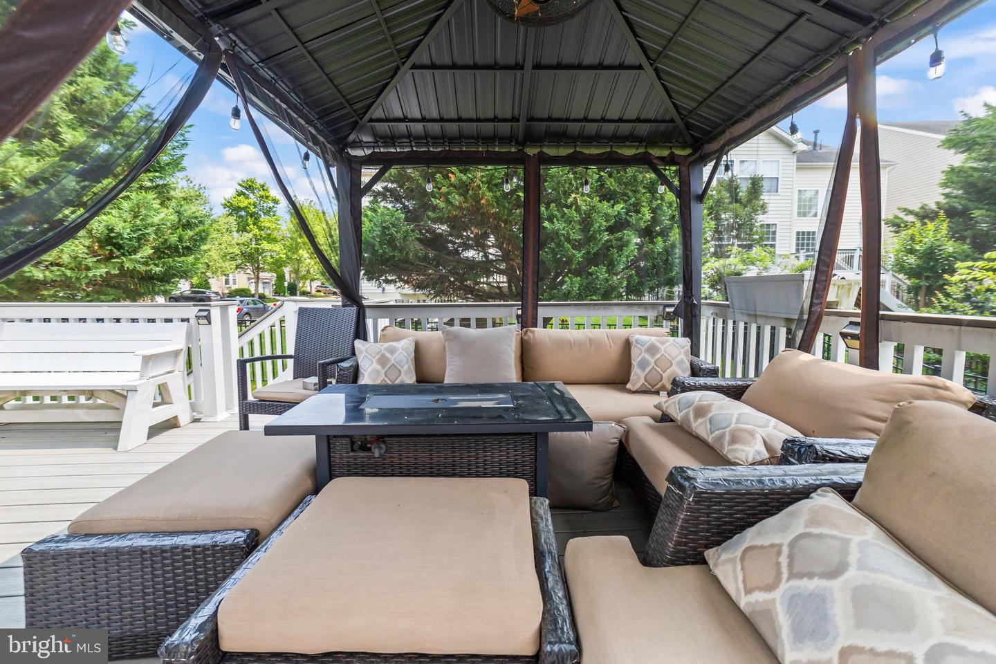 2679 CAST OFF LOOP, WOODBRIDGE, Virginia 22191, 5 Bedrooms Bedrooms, ,4 BathroomsBathrooms,Residential,For sale,2679 CAST OFF LOOP,VAPW2091480 MLS # VAPW2091480