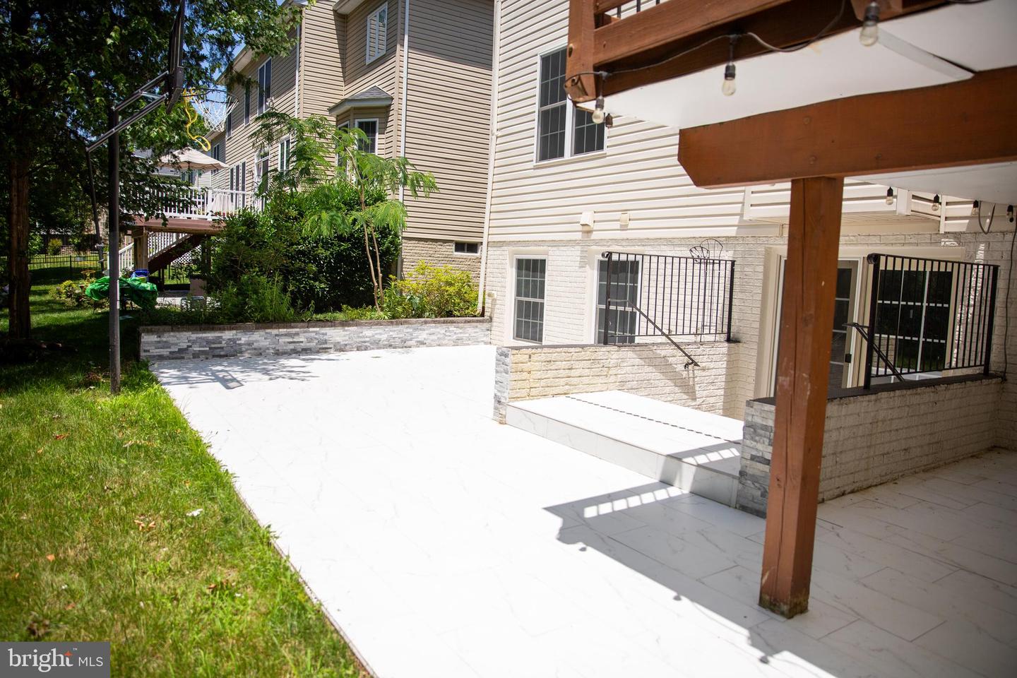 41537 WARE CT, ALDIE, Virginia 20105, 6 Bedrooms Bedrooms, ,5 BathroomsBathrooms,Residential,For sale,41537 WARE CT,VALO2094028 MLS # VALO2094028