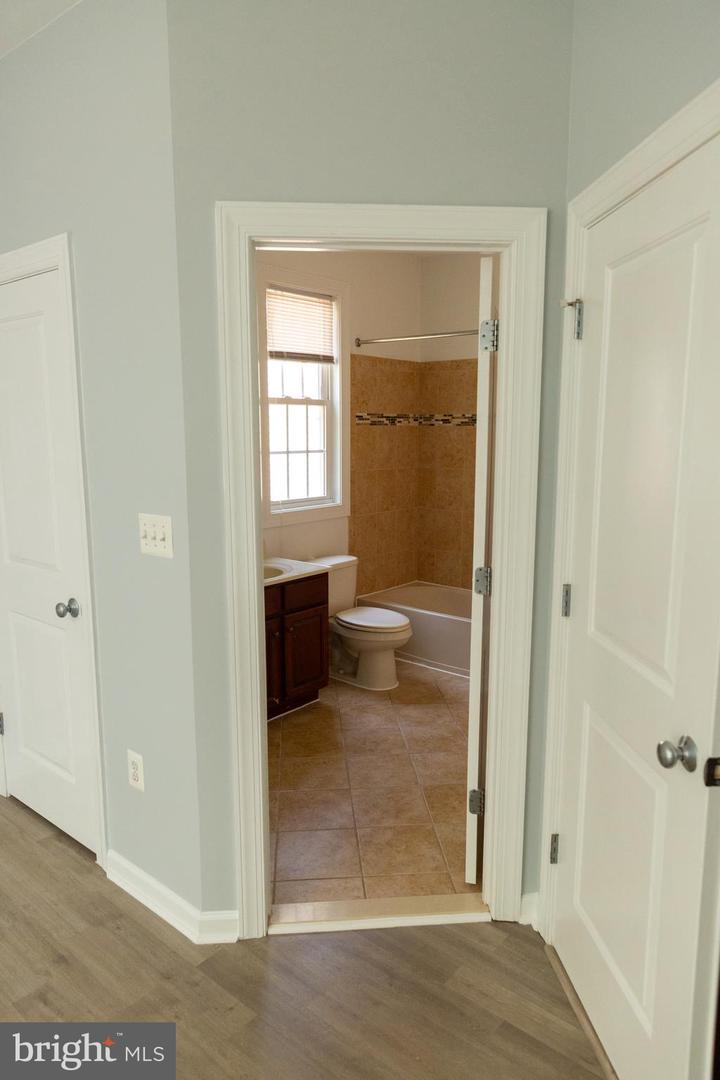 41537 WARE CT, ALDIE, Virginia 20105, 6 Bedrooms Bedrooms, ,5 BathroomsBathrooms,Residential,For sale,41537 WARE CT,VALO2094028 MLS # VALO2094028