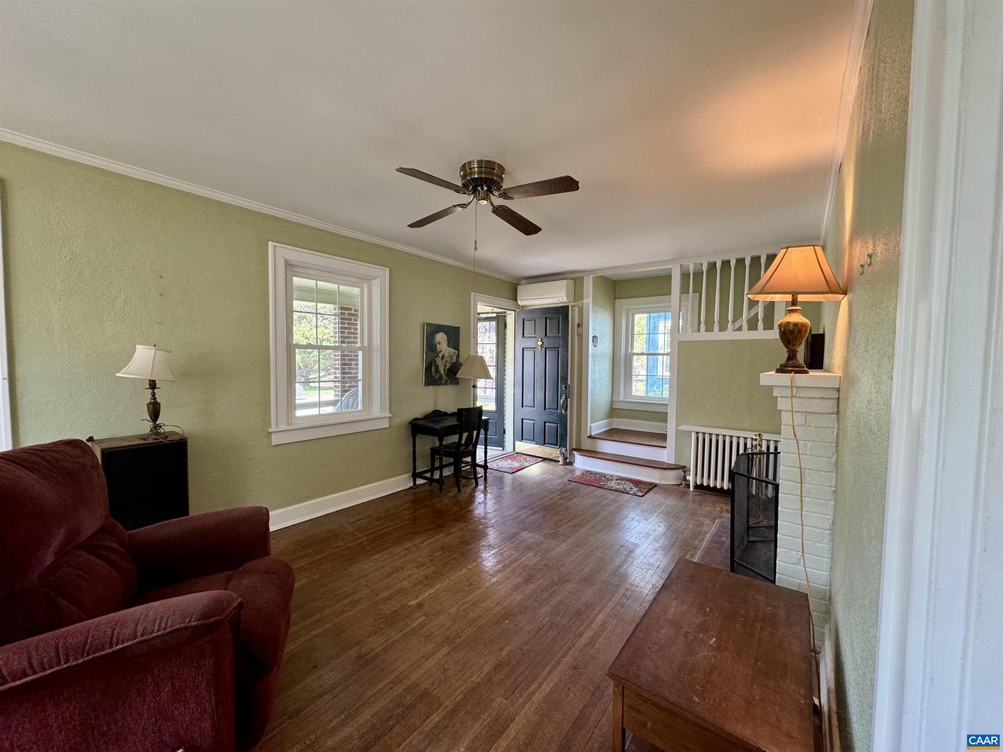 636 PINE AVE, WAYNESBORO, Virginia 22980, 4 Bedrooms Bedrooms, ,2 BathroomsBathrooms,Residential,For sale,636 PINE AVE,663358 MLS # 663358