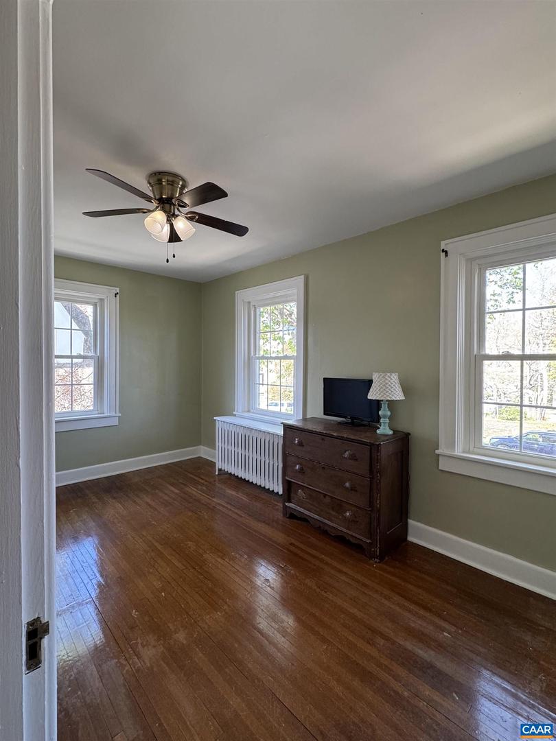 636 PINE AVE, WAYNESBORO, Virginia 22980, 4 Bedrooms Bedrooms, ,2 BathroomsBathrooms,Residential,For sale,636 PINE AVE,663358 MLS # 663358