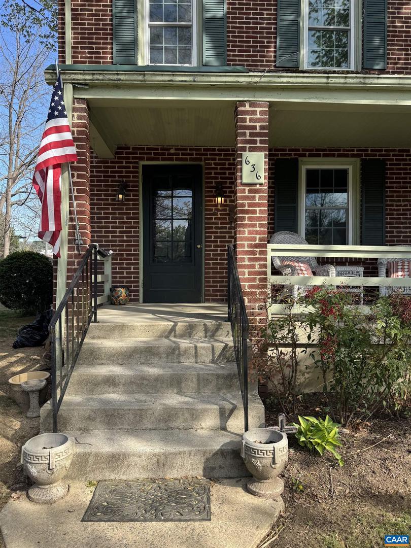 636 PINE AVE, WAYNESBORO, Virginia 22980, 4 Bedrooms Bedrooms, ,2 BathroomsBathrooms,Residential,For sale,636 PINE AVE,663358 MLS # 663358