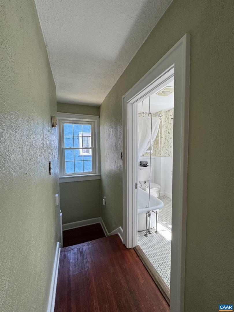 636 PINE AVE, WAYNESBORO, Virginia 22980, 4 Bedrooms Bedrooms, ,2 BathroomsBathrooms,Residential,For sale,636 PINE AVE,663358 MLS # 663358