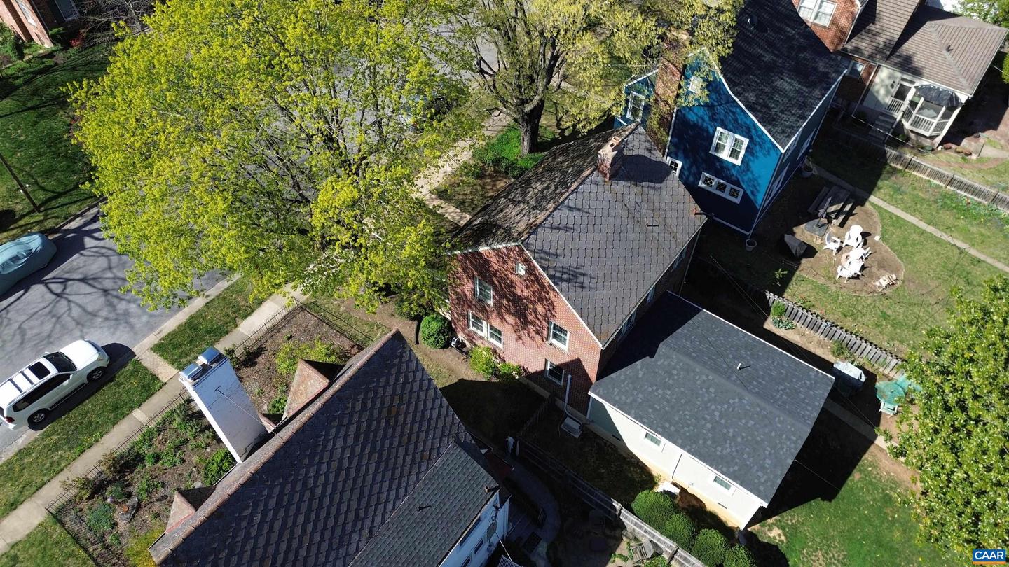636 PINE AVE, WAYNESBORO, Virginia 22980, 4 Bedrooms Bedrooms, ,2 BathroomsBathrooms,Residential,For sale,636 PINE AVE,663358 MLS # 663358