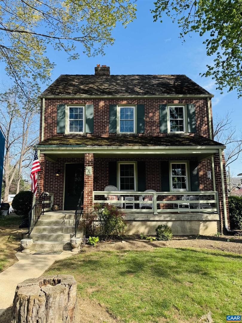 636 PINE AVE, WAYNESBORO, Virginia 22980, 4 Bedrooms Bedrooms, ,2 BathroomsBathrooms,Residential,For sale,636 PINE AVE,663358 MLS # 663358
