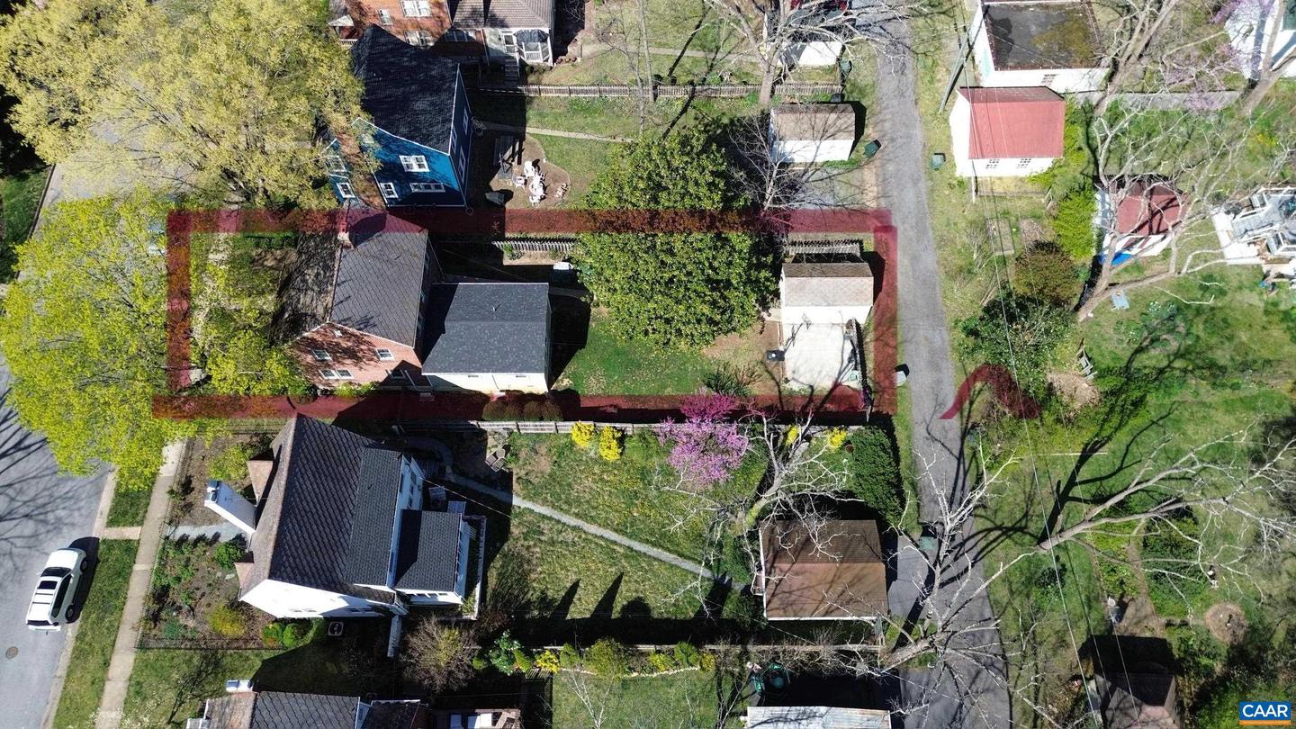 636 PINE AVE, WAYNESBORO, Virginia 22980, 4 Bedrooms Bedrooms, ,2 BathroomsBathrooms,Residential,For sale,636 PINE AVE,663358 MLS # 663358