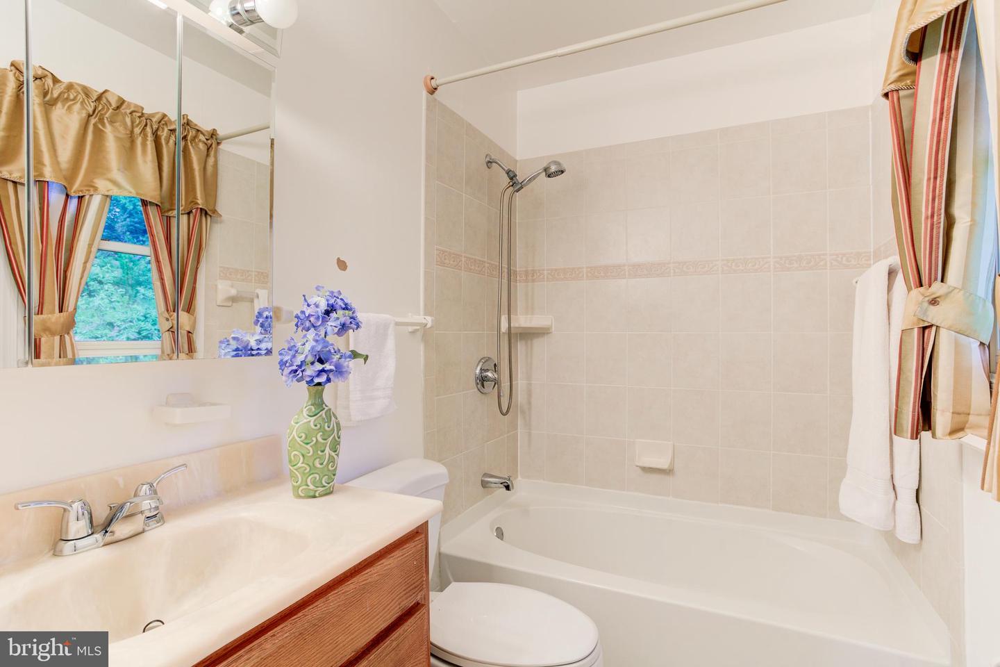 2224 MONTGOMERY AVE, WOODBRIDGE, Virginia 22191, 5 Bedrooms Bedrooms, ,3 BathroomsBathrooms,Residential,For sale,2224 MONTGOMERY AVE,VAPW2092468 MLS # VAPW2092468