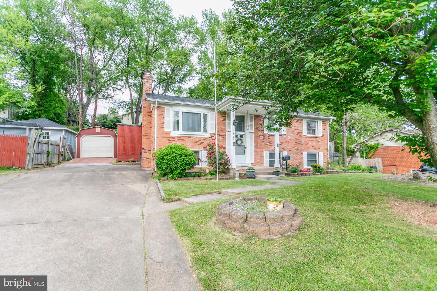 2224 MONTGOMERY AVE, WOODBRIDGE, Virginia 22191, 5 Bedrooms Bedrooms, ,3 BathroomsBathrooms,Residential,For sale,2224 MONTGOMERY AVE,VAPW2092468 MLS # VAPW2092468