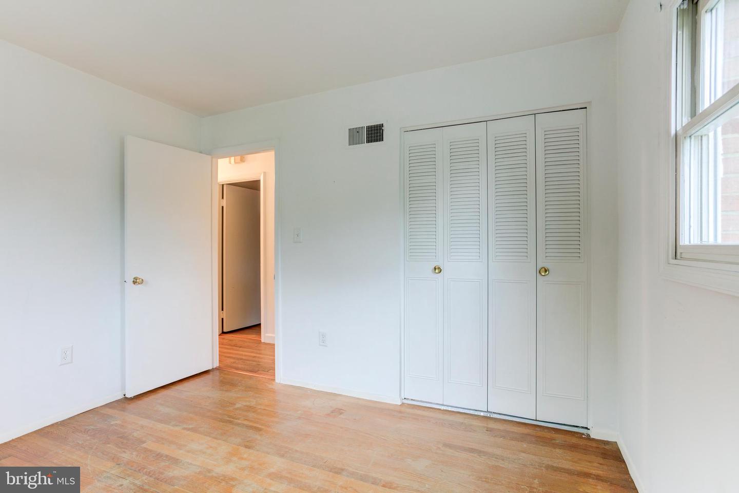 2224 MONTGOMERY AVE, WOODBRIDGE, Virginia 22191, 5 Bedrooms Bedrooms, ,3 BathroomsBathrooms,Residential,For sale,2224 MONTGOMERY AVE,VAPW2092468 MLS # VAPW2092468