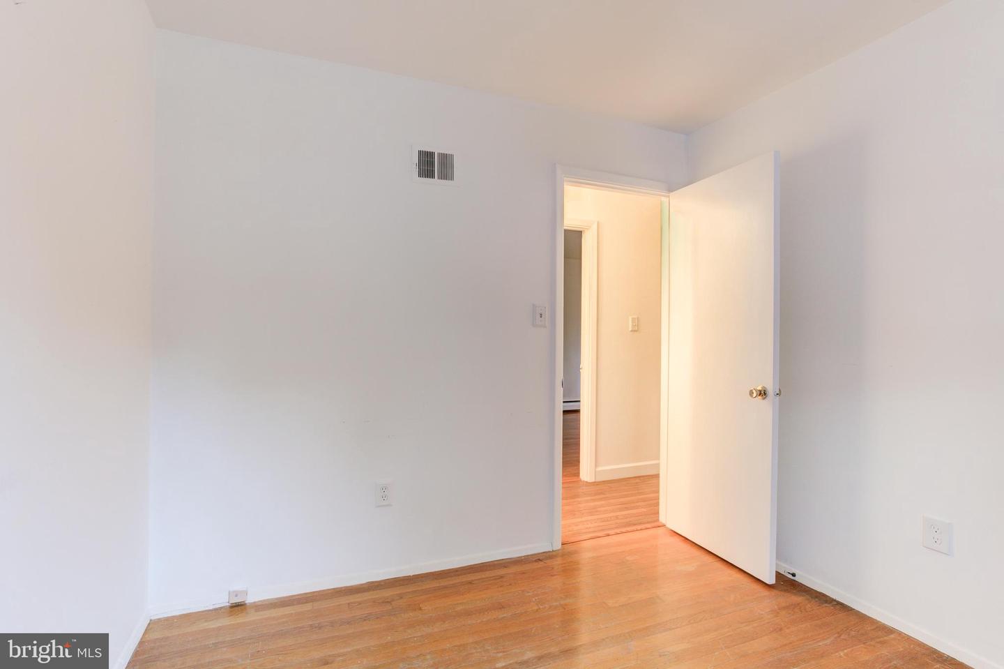 2224 MONTGOMERY AVE, WOODBRIDGE, Virginia 22191, 5 Bedrooms Bedrooms, ,3 BathroomsBathrooms,Residential,For sale,2224 MONTGOMERY AVE,VAPW2092468 MLS # VAPW2092468