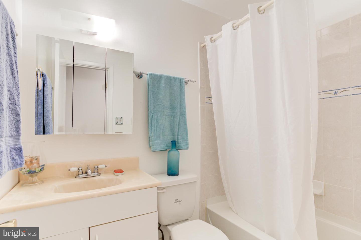 2224 MONTGOMERY AVE, WOODBRIDGE, Virginia 22191, 5 Bedrooms Bedrooms, ,3 BathroomsBathrooms,Residential,For sale,2224 MONTGOMERY AVE,VAPW2092468 MLS # VAPW2092468