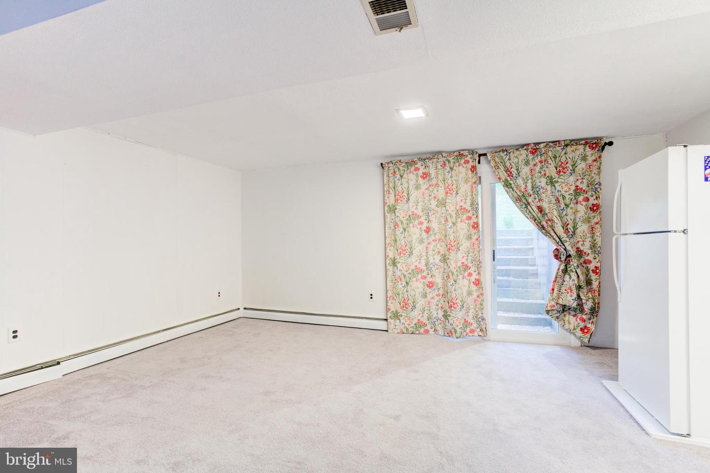 2224 MONTGOMERY AVE, WOODBRIDGE, Virginia 22191, 5 Bedrooms Bedrooms, ,3 BathroomsBathrooms,Residential,For sale,2224 MONTGOMERY AVE,VAPW2092468 MLS # VAPW2092468