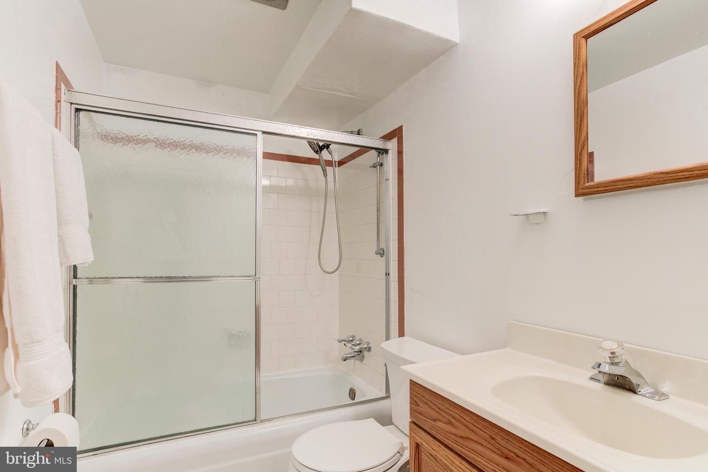 2224 MONTGOMERY AVE, WOODBRIDGE, Virginia 22191, 5 Bedrooms Bedrooms, ,3 BathroomsBathrooms,Residential,For sale,2224 MONTGOMERY AVE,VAPW2092468 MLS # VAPW2092468