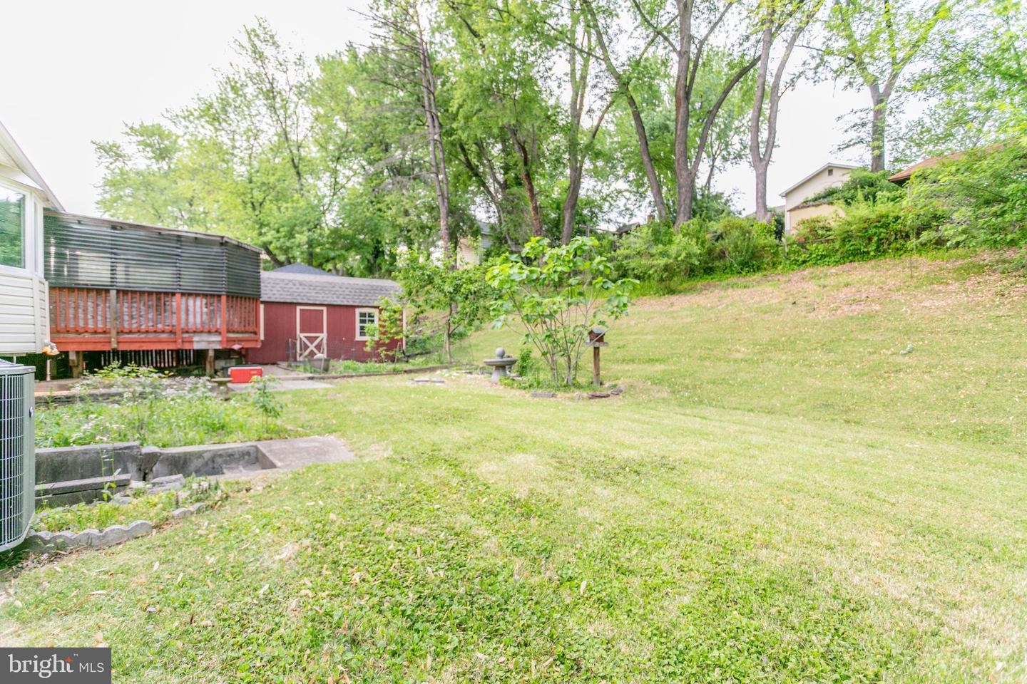 2224 MONTGOMERY AVE, WOODBRIDGE, Virginia 22191, 5 Bedrooms Bedrooms, ,3 BathroomsBathrooms,Residential,For sale,2224 MONTGOMERY AVE,VAPW2092468 MLS # VAPW2092468